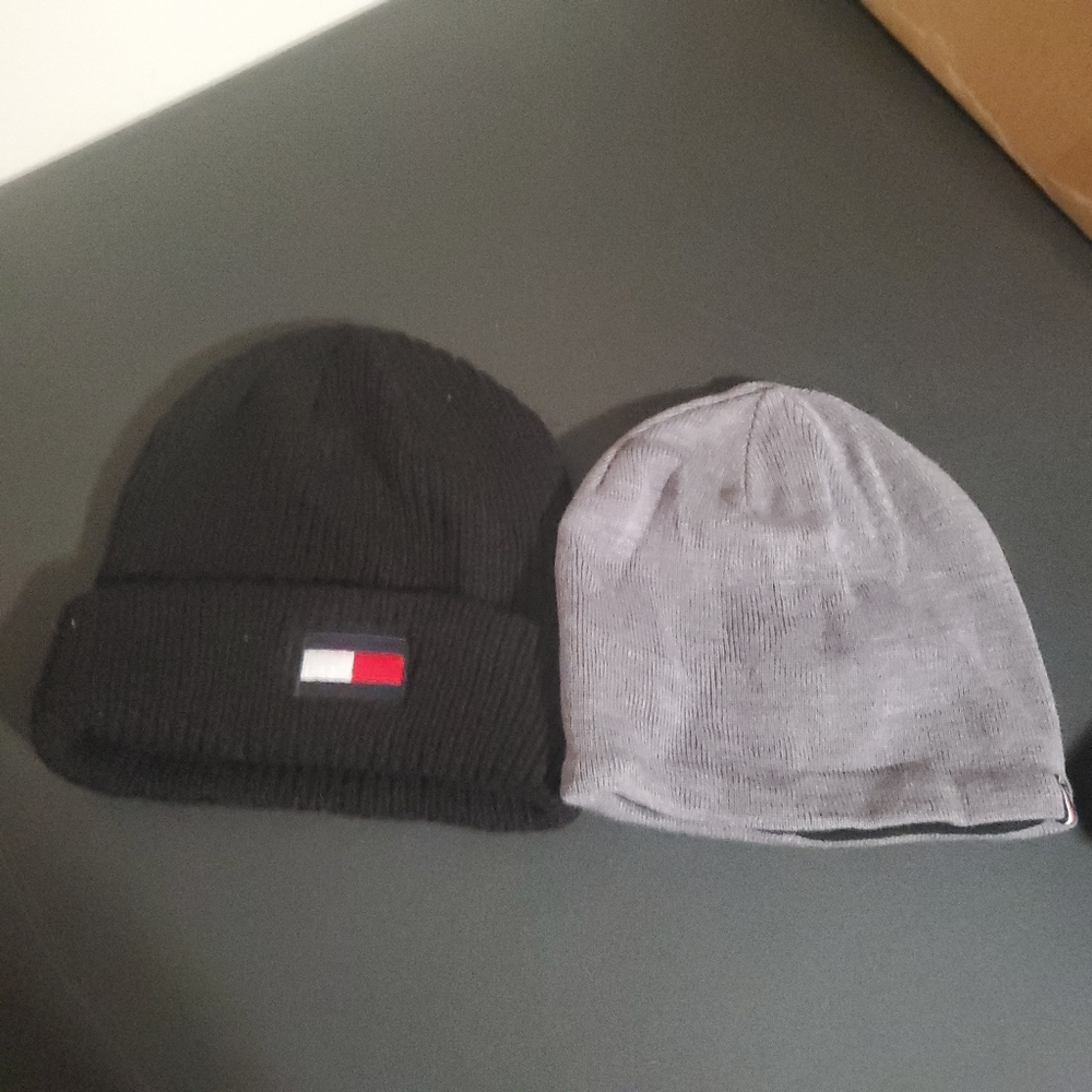 Tommy hilfiger 2 hat set